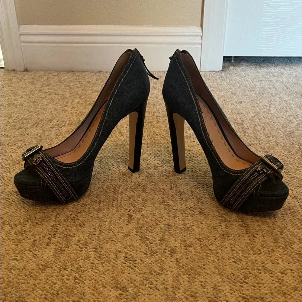 Miu Miu Dark Denim Peep Toe Heels in size EU 39 (US 8) - Picture 3 of 6
